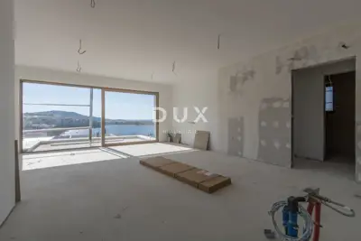 Stan 142,1 m², Primošten - krovna terasa, bazen i pogled na more - 2