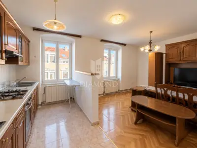 Wohnung 133 m², Umag Zentrum - 2 Wohnungen, 2. Reihe vom Meer - 8