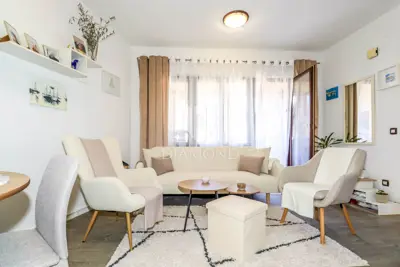 Stan 45 m², Rovinj - Stari grad, mirna ulica