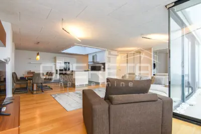 Wohnung zur Miete in Medveščak, 162 m² - 4