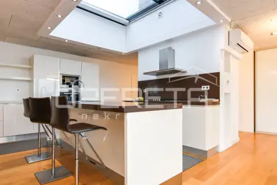 Wohnung zur Miete in Medveščak, 162 m² - 6