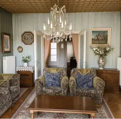 Antikni građanski stan: 319 m² potencijala na glavnom trgu Koprivnice - 6