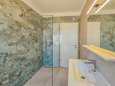 Stan 64 m², Umag - 2 spavaće sobe i terasa s pogledom na more - 11