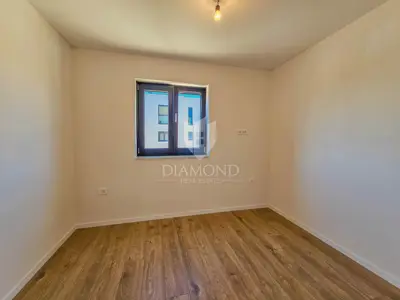 Stan 64 m², Umag - 2 spavaće sobe i terasa s pogledom na more - 7