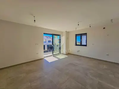 Wohnung 64 m², Umag - 2 Schlafzimmer und Terrasse mit Meerblick