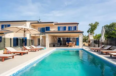 Krk, Dobrinj, 300 m² vila s bazenom