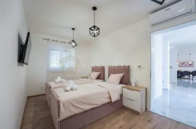 Haus zum Kauf in Dobrinj i okolica, 300 m² - 9