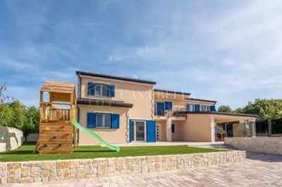 Haus zum Kauf in Dobrinj i okolica, 300 m² - 3