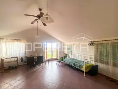 House 246 m², Brodarica - three apartments and sea view - 18