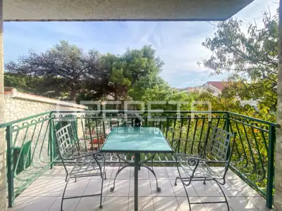 House 246 m², Brodarica - three apartments and sea view - 9