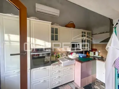 House 246 m², Brodarica - three apartments and sea view - 22
