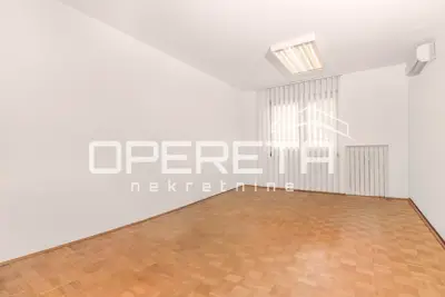 Gewerbeimmobilie zur Miete in Knežija, 87,3 m²