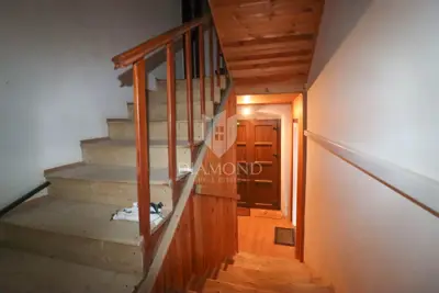 House for sale in Bale, 190 m² - 12