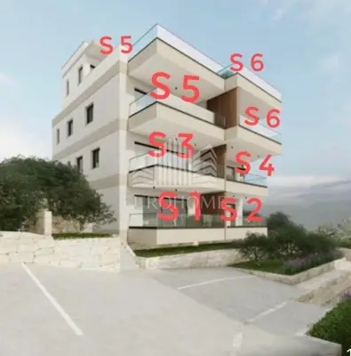 Stan 64 m², Otok Čiovo - 2 spavaće sobe, vrt - 10