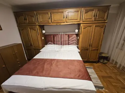 Stan 65 m², Bulevar Zadar - renoviran i namješten - 10