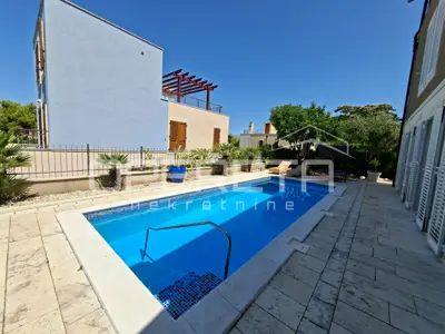 Kuća 170 m², Splitska na Braču, panoramski pogled na more - 15