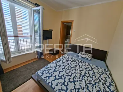 Kuća 170 m², Splitska na Braču, panoramski pogled na more - 9