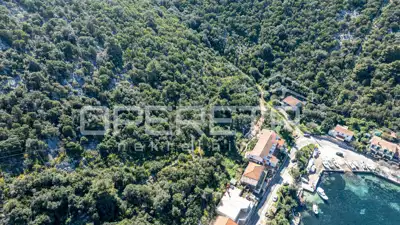Land 5,107 m², Zaklopatica by the sea with a view of the bay - 12
