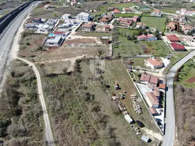 Building plot 946 m², Kanfanar - near the center