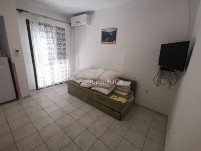 Kuća u Povljani, 4 apartmana i 50 m od mora - 5