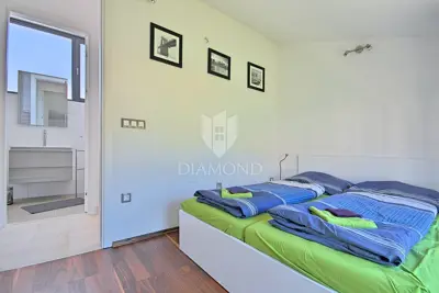 Stan 90 m², Vrsar - velika terasa i pogled - 6