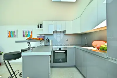 Stan 90 m², Vrsar - velika terasa i pogled - 10