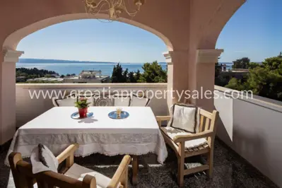 Stan 120 m², Split - južna strana, pogled na more