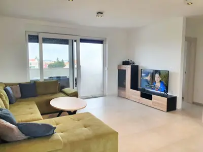 Wohnung 78 m², Fažana - Meerblick und Strand 350 m