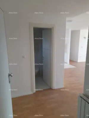 Wohnung 104 m², Pula Centar - 600 m vom Zentrum - 7