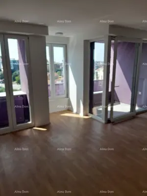 Wohnung 104 m², Pula Centar - 600 m vom Zentrum - 4