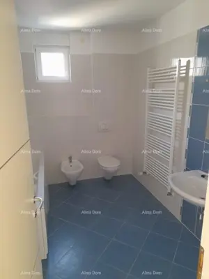Wohnung 104 m², Pula Centar - 600 m vom Zentrum - 9