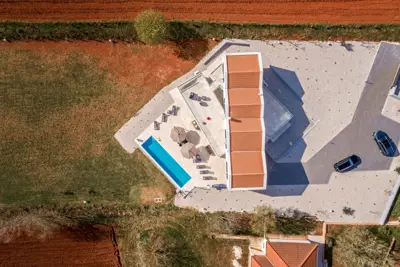 Holiday home 6000 m², Višnjan - pool and olive groves - 7