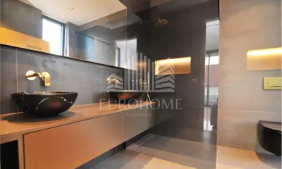 Vila 256 m², Privlaka - 100 m vom Meer und Pool mit Jacuzzi - 16