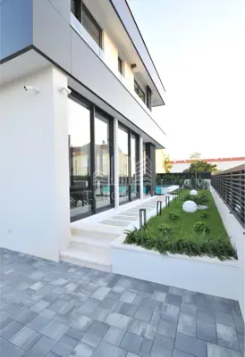 Vila 256 m², Privlaka - 100 m vom Meer und Pool mit Jacuzzi - 4
