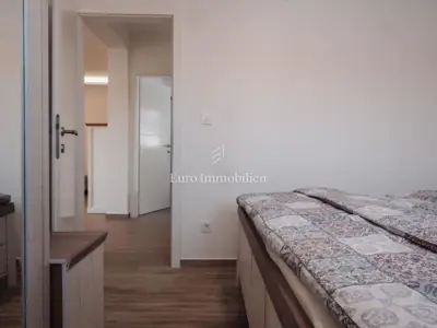 Apartman 60 m², Vir - 2 spavaće sobe i terasa - 13