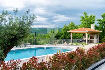 Villa 350 m², Pićan - Pool und ruhige Lage - 20