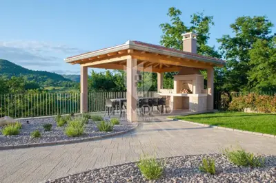 Villa 350 m², Pićan - Pool und ruhige Lage - 17