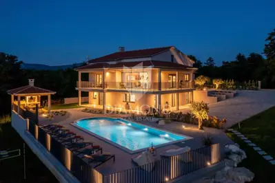 Villa 350 m², Pićan - Pool und ruhige Lage - 9