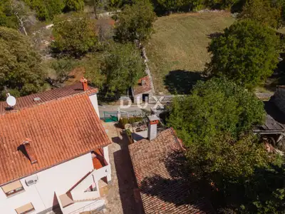 Immobilie in Barban, 480 m² - 2 bezugsfertige Wohnungen und altes Steinhaus - 4