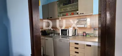 Haus 150 m², Stari Pazin - 3 Schlafzimmer und Terrasse - 4