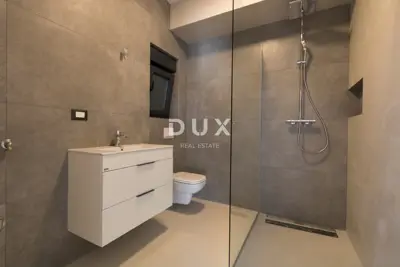 Dvojna kuća 124 m², Murter - 3 spavaće sobe i 3 kupaonice - 4