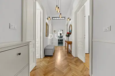 Wohnung zur Miete in Centar, 107 m² - 10
