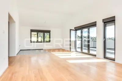 Prodaja, Stan, Vrapče, Perjavica, 4s, 132 m²