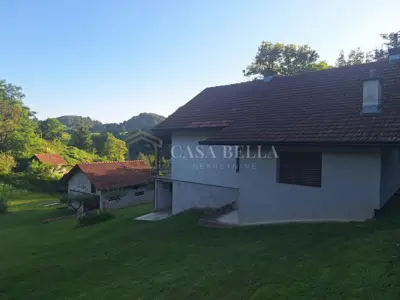 Kuća 133 m², Gornji Jalšovec - imanje 25.000 m² - 2