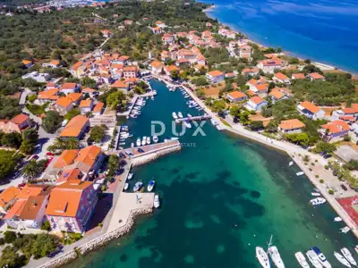 Building plot, Poljana - first row to the sea - 2