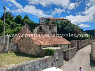 House 106 m², Otok Brač - peaceful surroundings in the interior