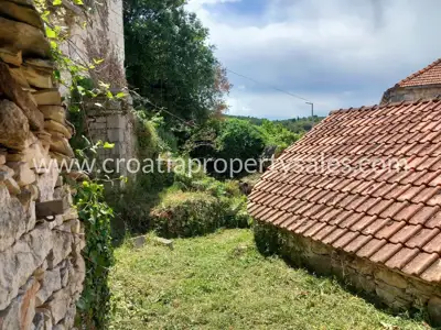 Kuća 106 m², Otok Brač - mirno okruženje u unutrašnjosti - 3