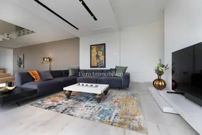House for sale in Krk, 238 m² - 4