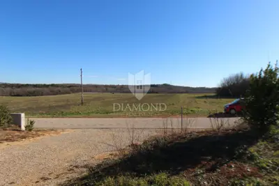 Large building plot near Labin - 3