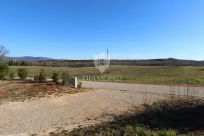 Large building plot near Labin - 4